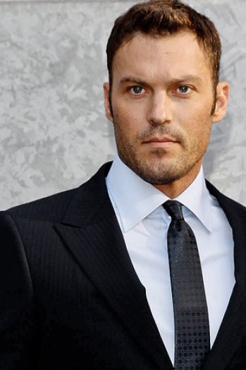 How tall is Brian Austin Green?